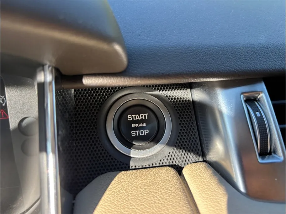Land Rover Range Rover Sport photo 29