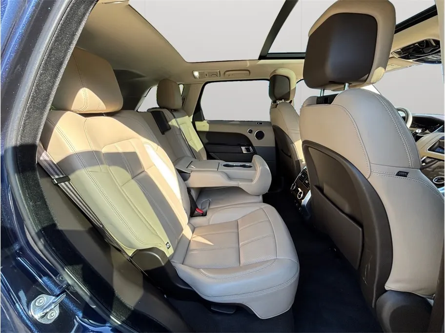 Land Rover Range Rover Sport photo 44