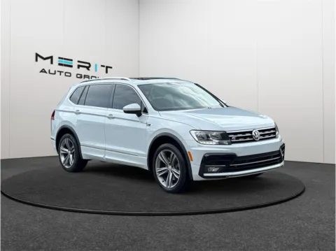 White 2019 Volkswagen Tiguan 2.0T SEL R-Line Sport Utility 4D for sale in Jacksonville, FL