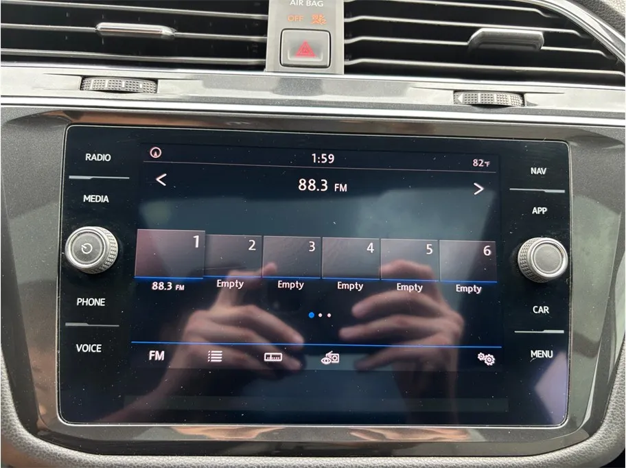 Volkswagen Tiguan photo 28