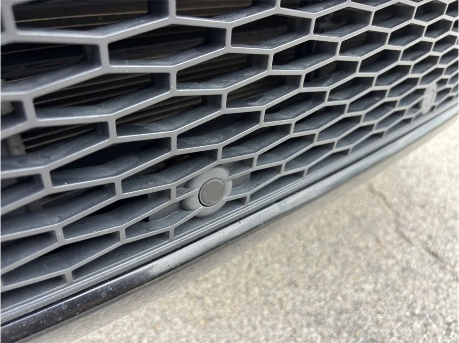 Land Rover Discovery Sport photo 14