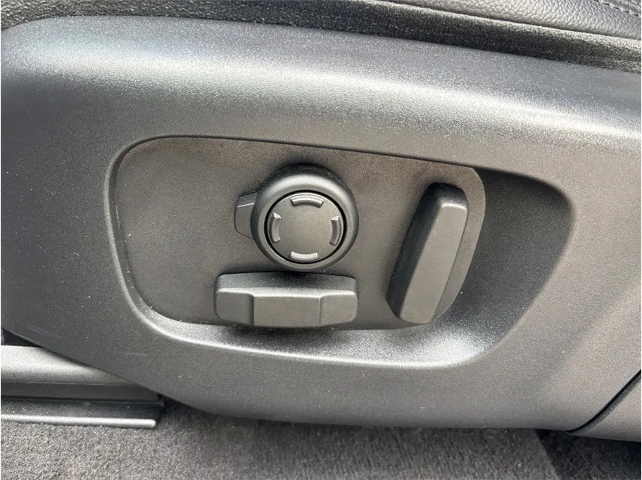 Land Rover Discovery Sport photo 20
