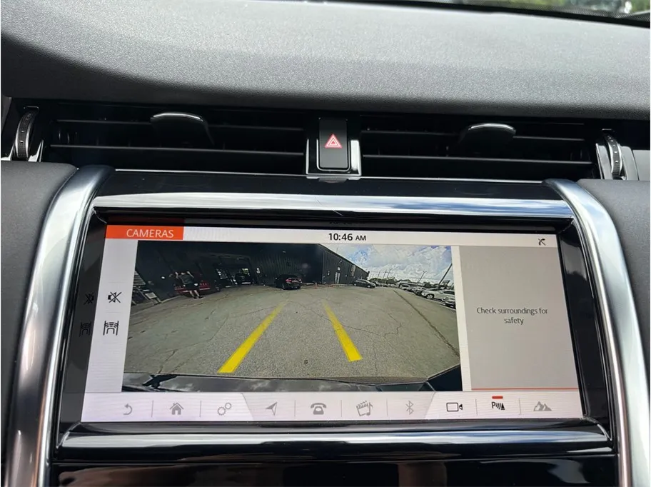 Land Rover Discovery Sport photo 31