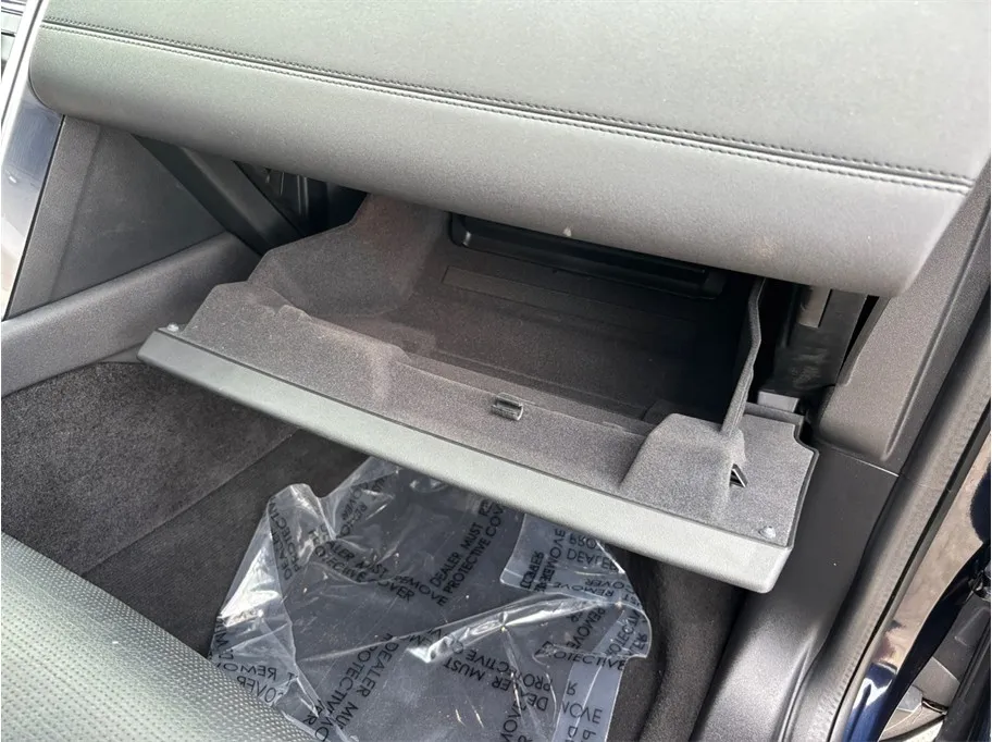 Land Rover Discovery Sport photo 47