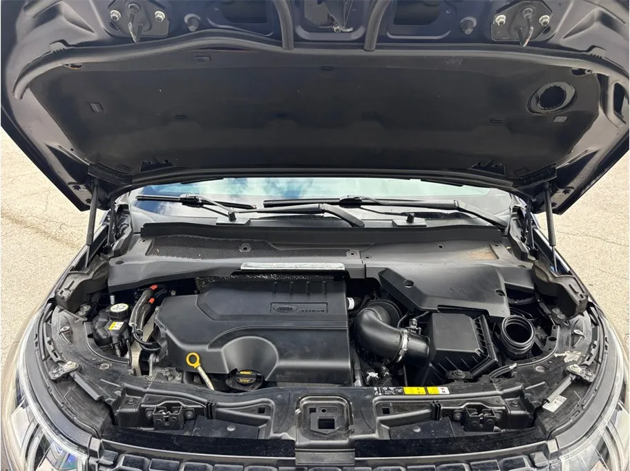 Land Rover Discovery Sport photo 51