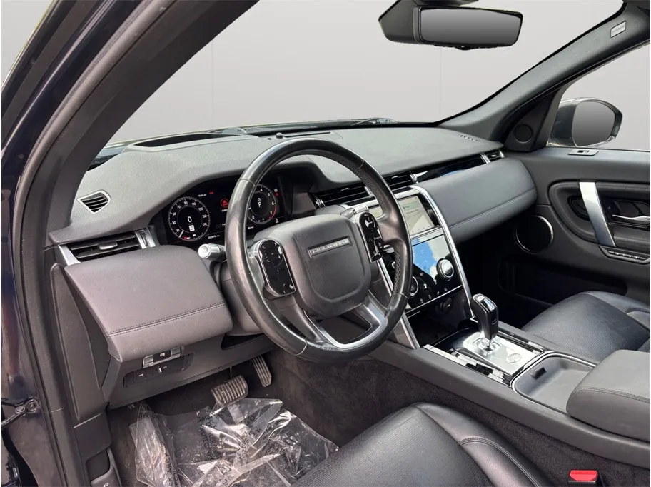 Land Rover Discovery Sport photo 6