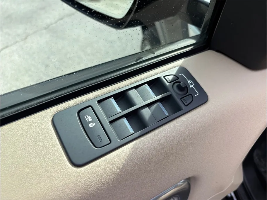 Land Rover Discovery Sport photo 22