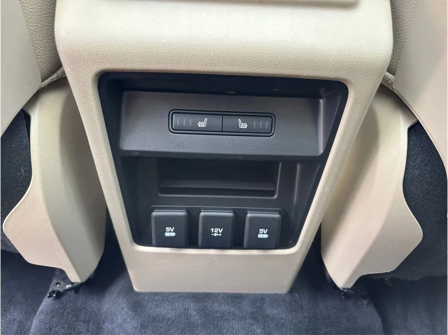 Land Rover Discovery Sport photo 41