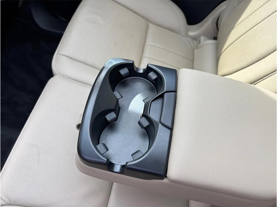 Land Rover Discovery Sport photo 42