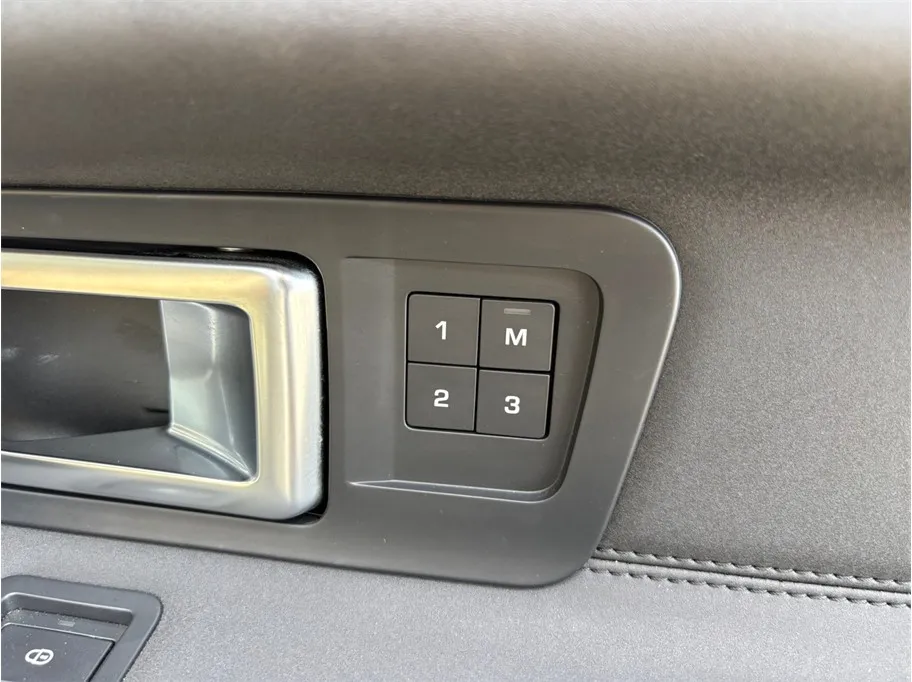 Land Rover Discovery Sport photo 47