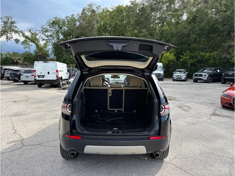 Land Rover Discovery Sport photo 49