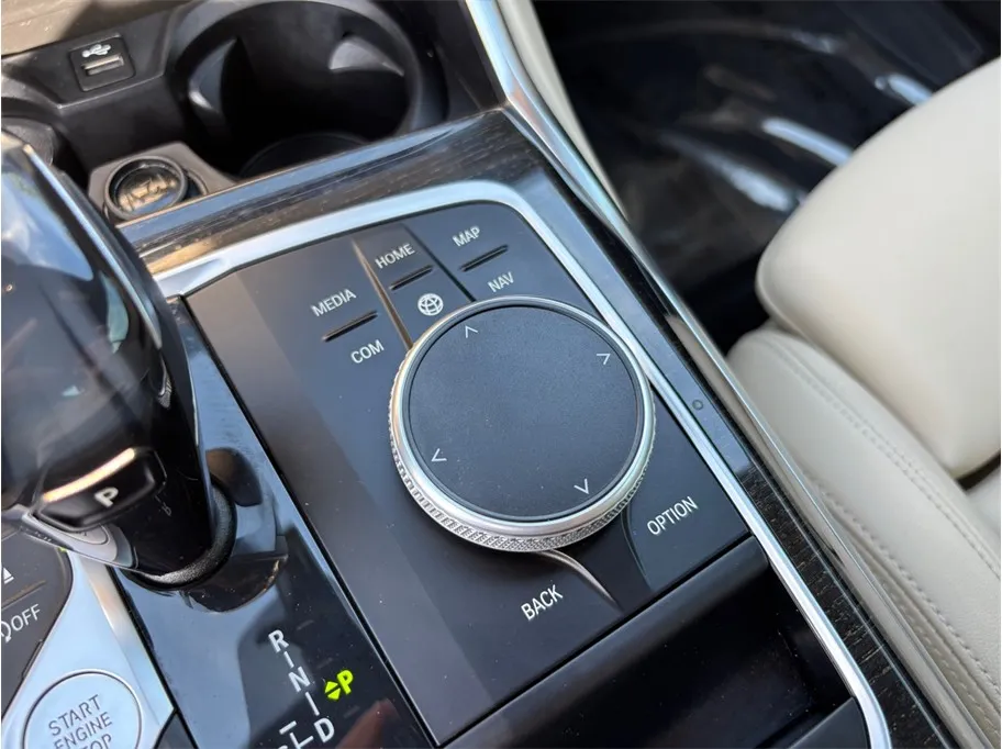 BMW 4 Series photo 33