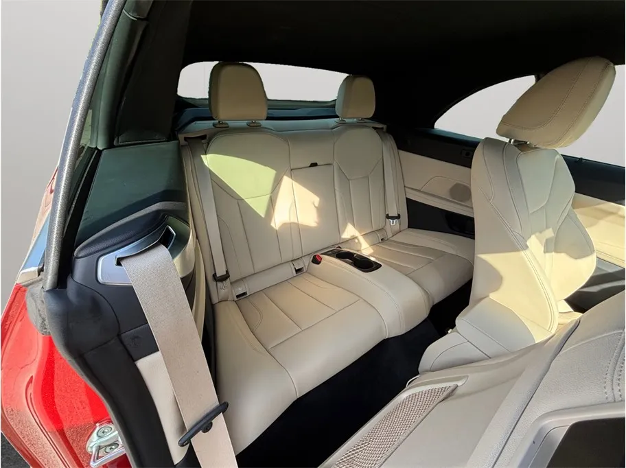 BMW 4 Series photo 38