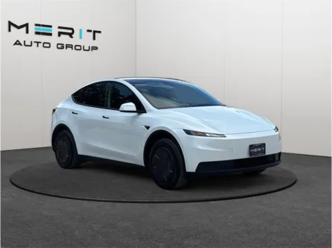 White 2026 Tesla Model Y Standard Sport Utility 4D for sale in Jacksonville, FL