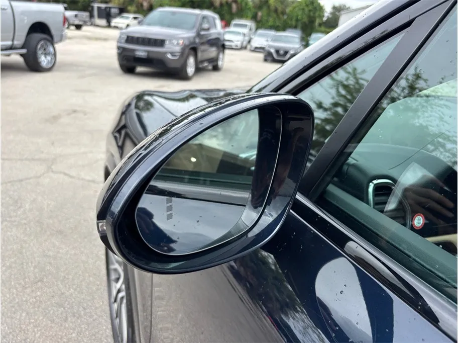 Porsche Cayenne photo 18