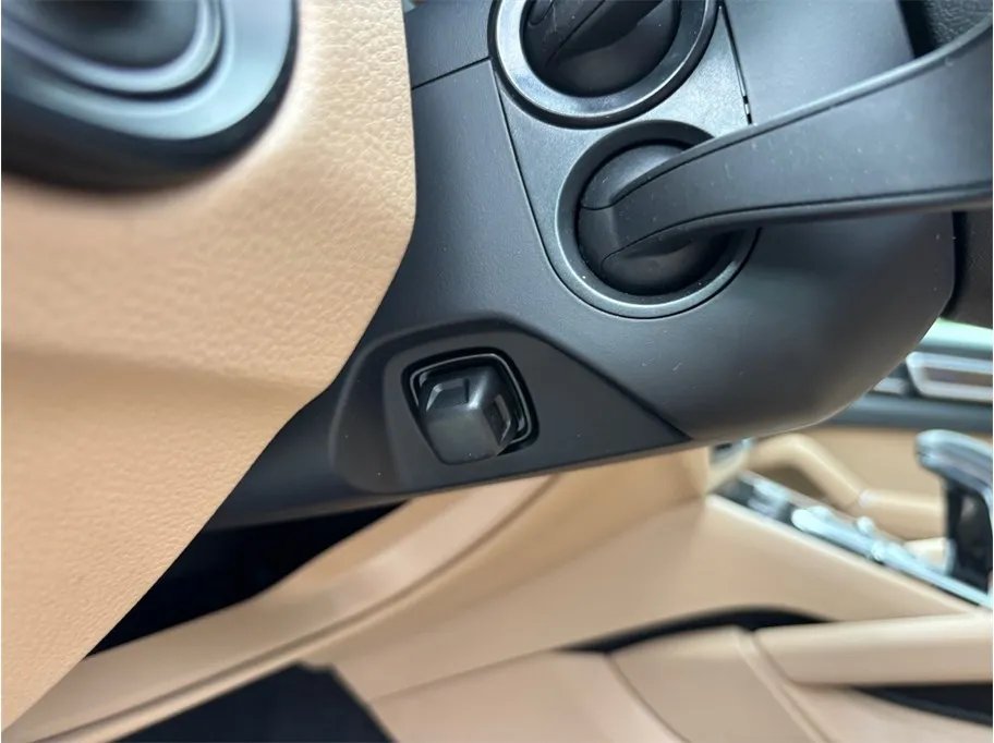 Porsche Cayenne photo 21