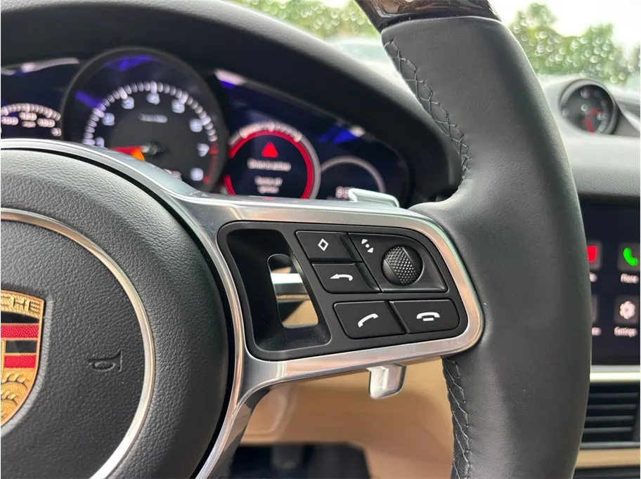 Porsche Cayenne photo 29