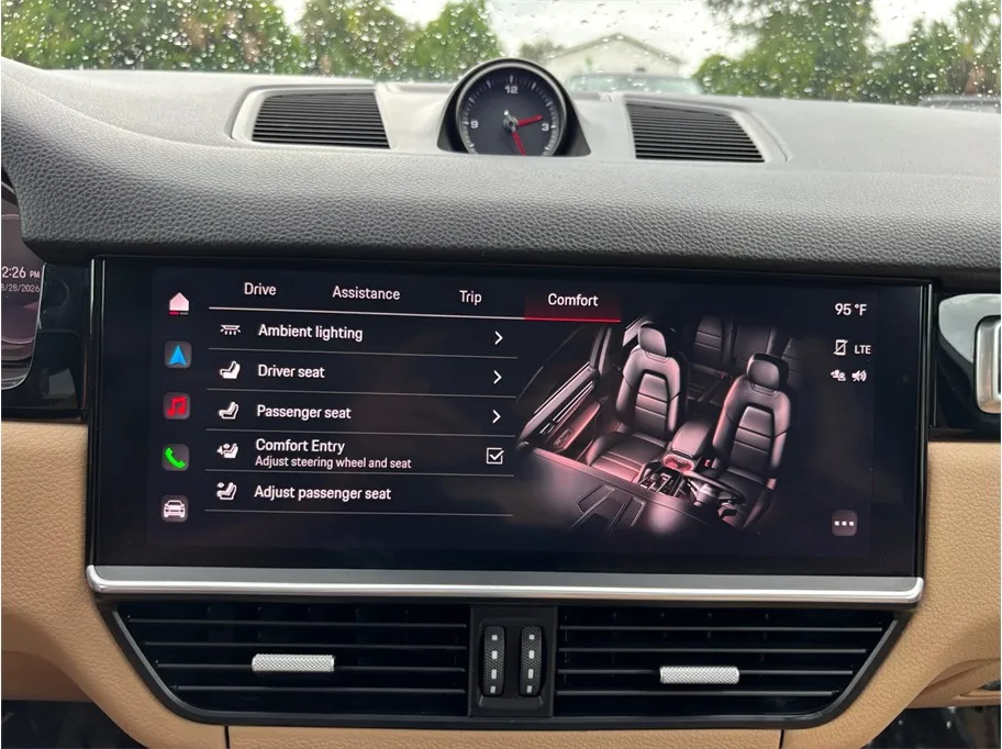 Porsche Cayenne photo 37