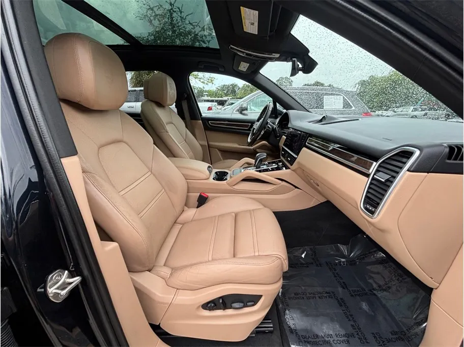 Porsche Cayenne photo 47