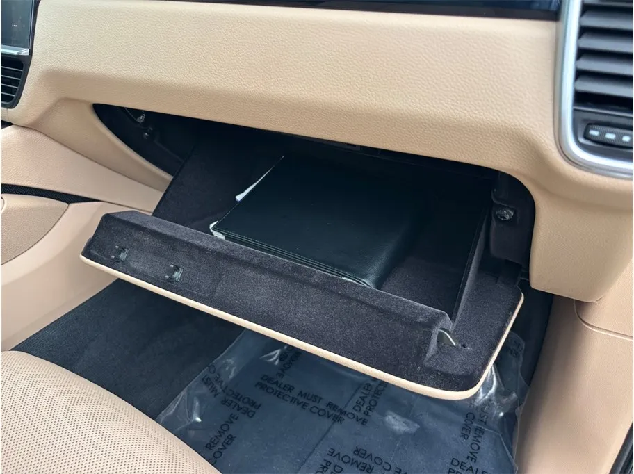 Porsche Cayenne photo 51