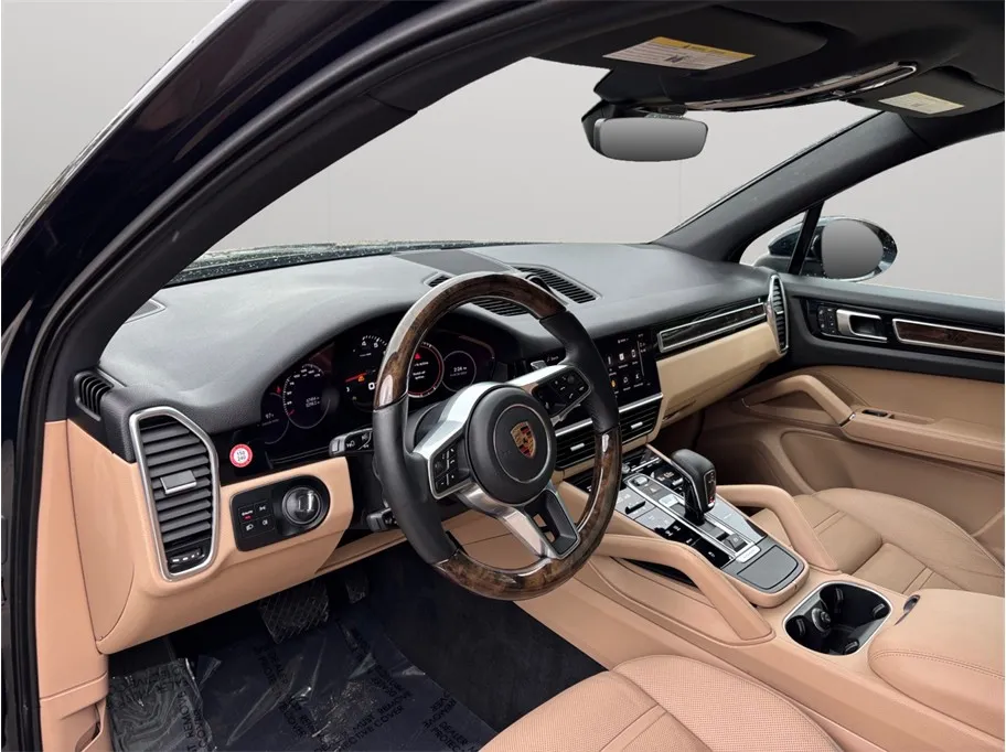 Porsche Cayenne photo 6