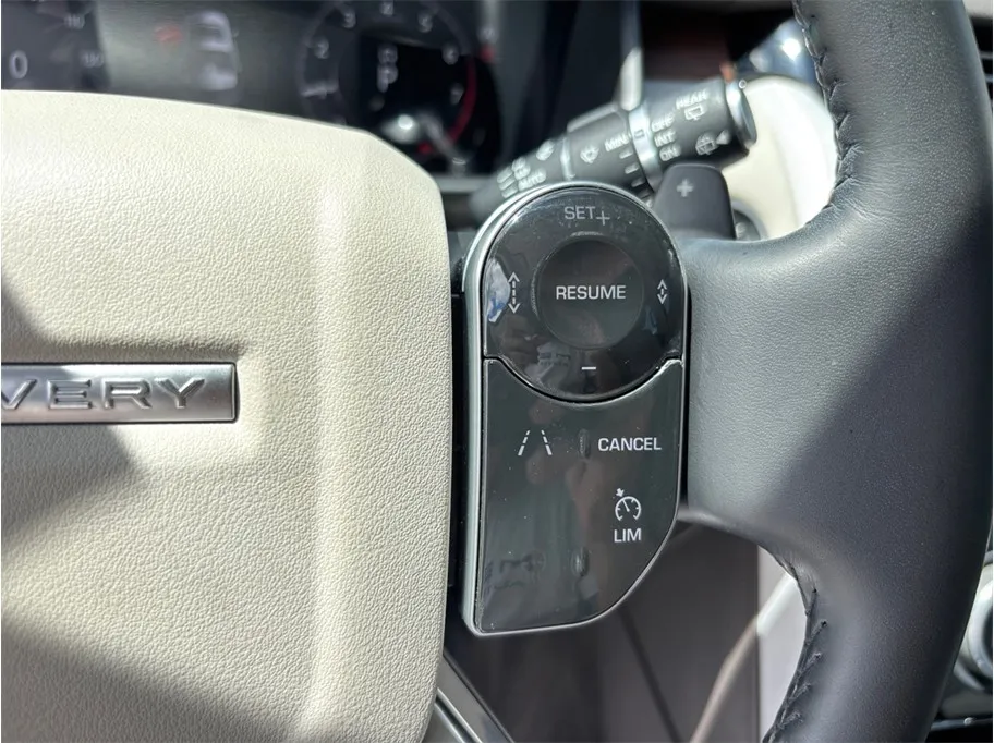 Land Rover Discovery photo 29