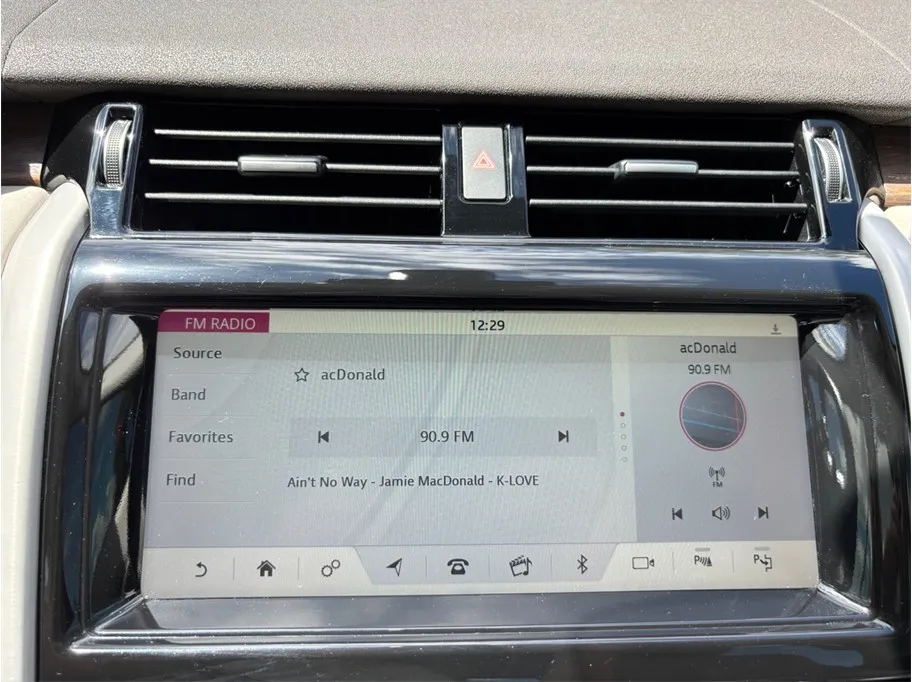 Land Rover Discovery photo 31