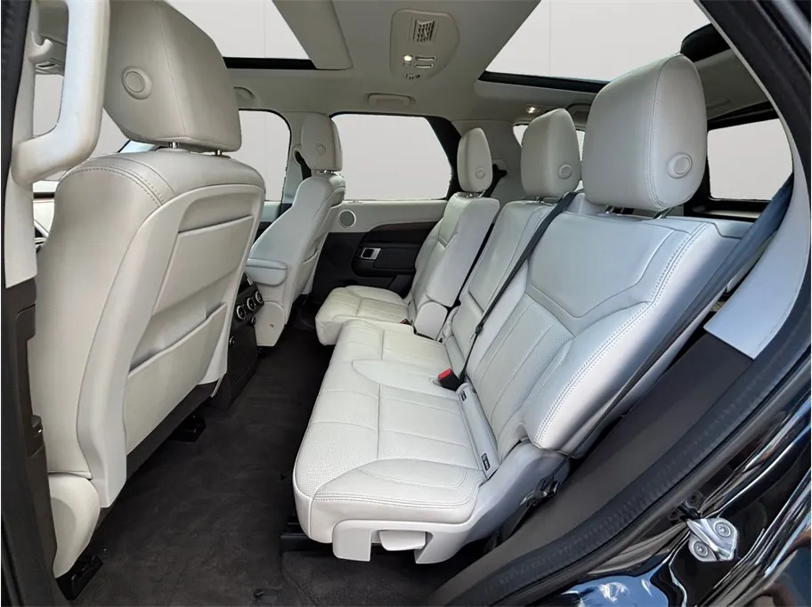 Land Rover Discovery photo 39