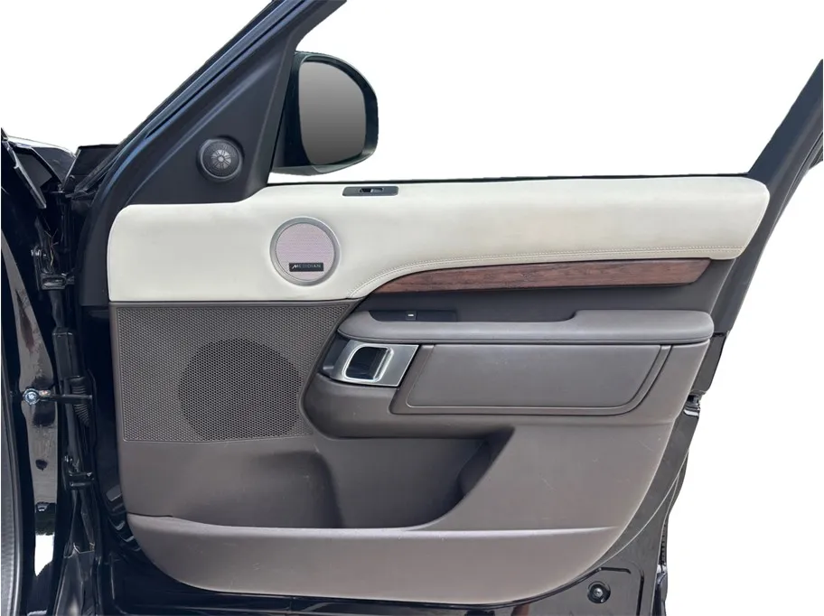 Land Rover Discovery photo 46