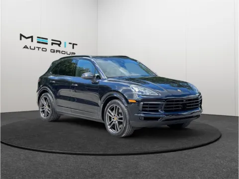 Black 2023 Porsche Cayenne S Platinum Edition Sport Utility 4D for sale in Jacksonville, FL