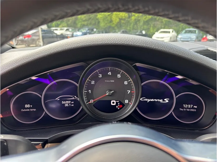Porsche Cayenne photo 26