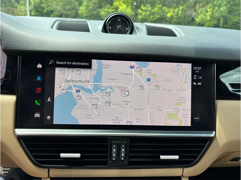 Porsche Cayenne photo 32