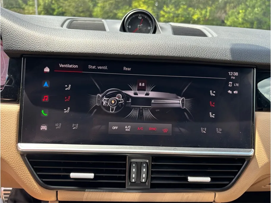 Porsche Cayenne photo 34