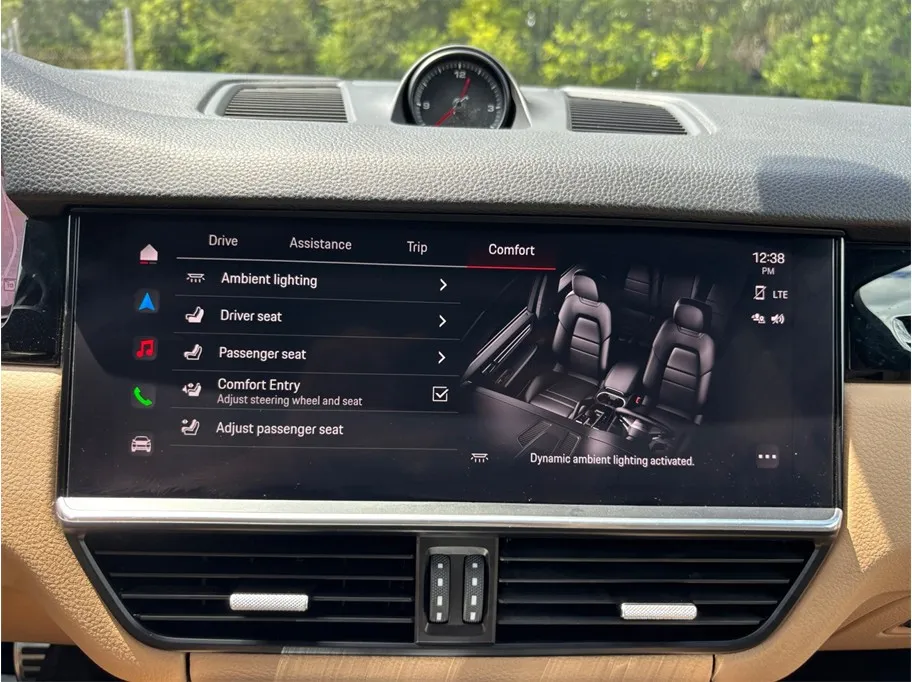 Porsche Cayenne photo 37