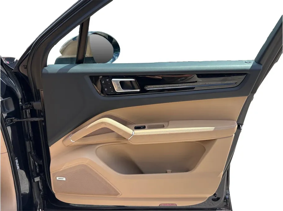 Porsche Cayenne photo 49