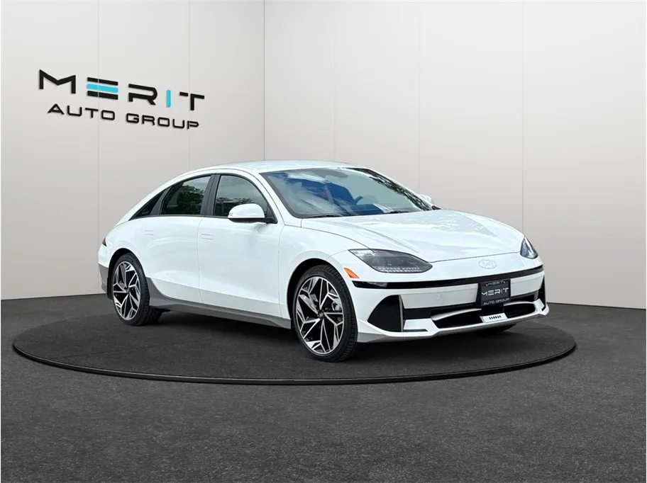 White 2023 Hyundai IONIQ 6 SEL Sedan 4D for sale in Jacksonville, FL