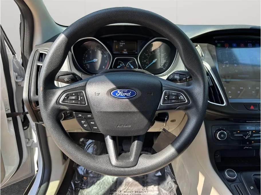 Ford Focus photo 18