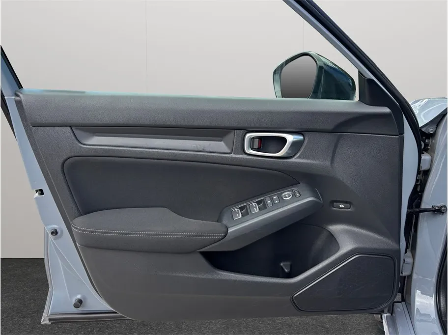 Honda Civic photo 17