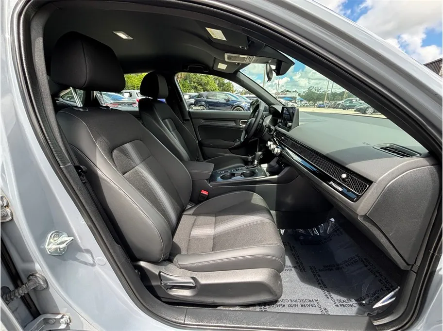 Honda Civic photo 33
