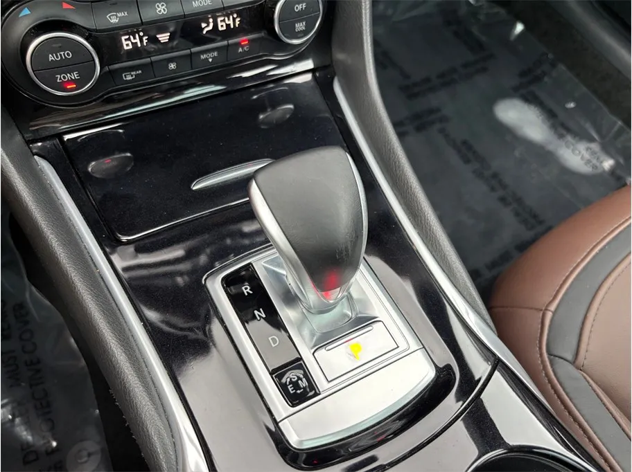 Infiniti QX30 photo 34