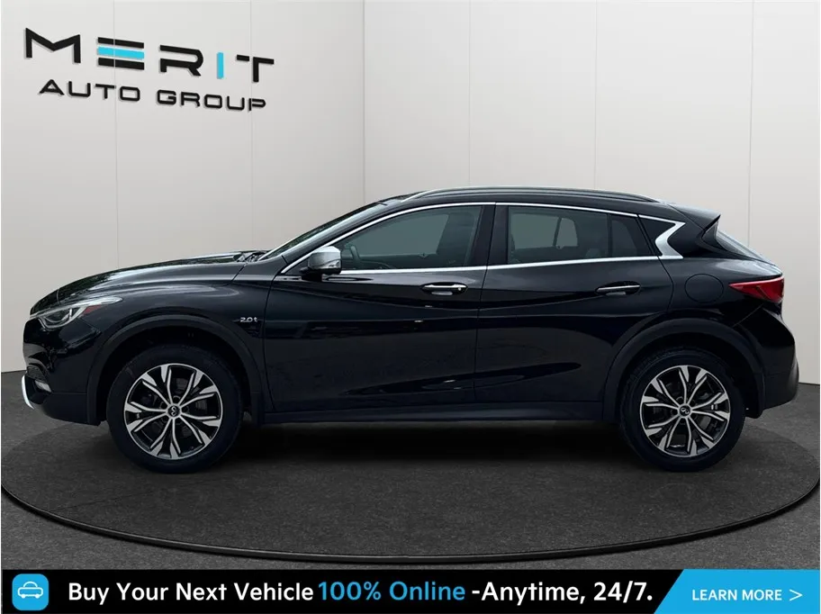 Infiniti QX30 photo 5