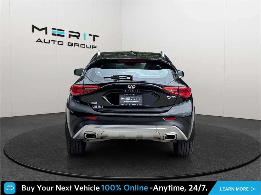 Infiniti QX30 photo 8