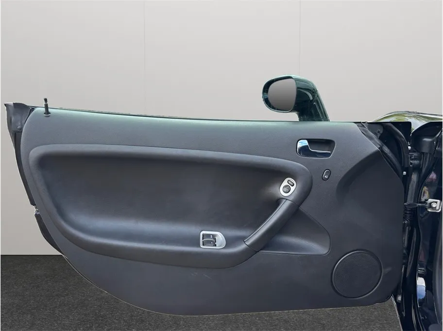 Pontiac Solstice photo 16