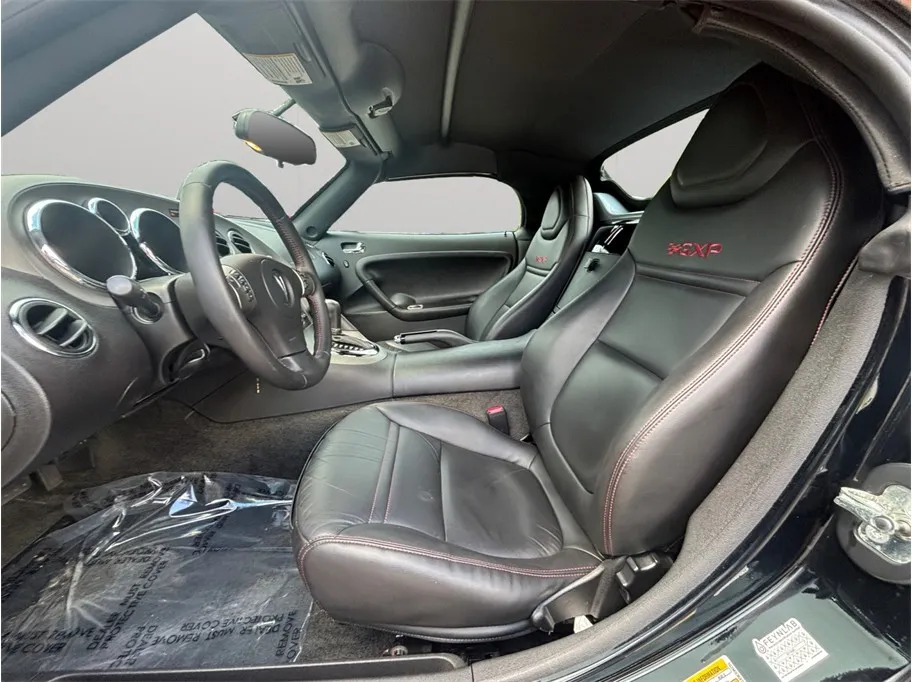Pontiac Solstice photo 2