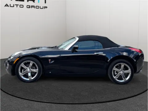 More photos of 2007 Pontiac Solstice GXP Convertible 2D at Merit Auto Group Atlantic, FL