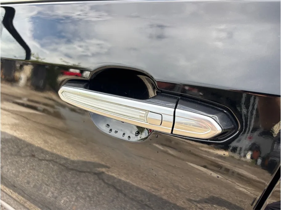 Cadillac XT4 photo 18