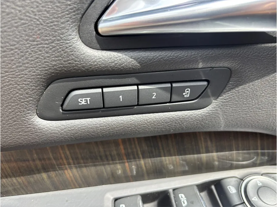 Cadillac XT4 photo 25