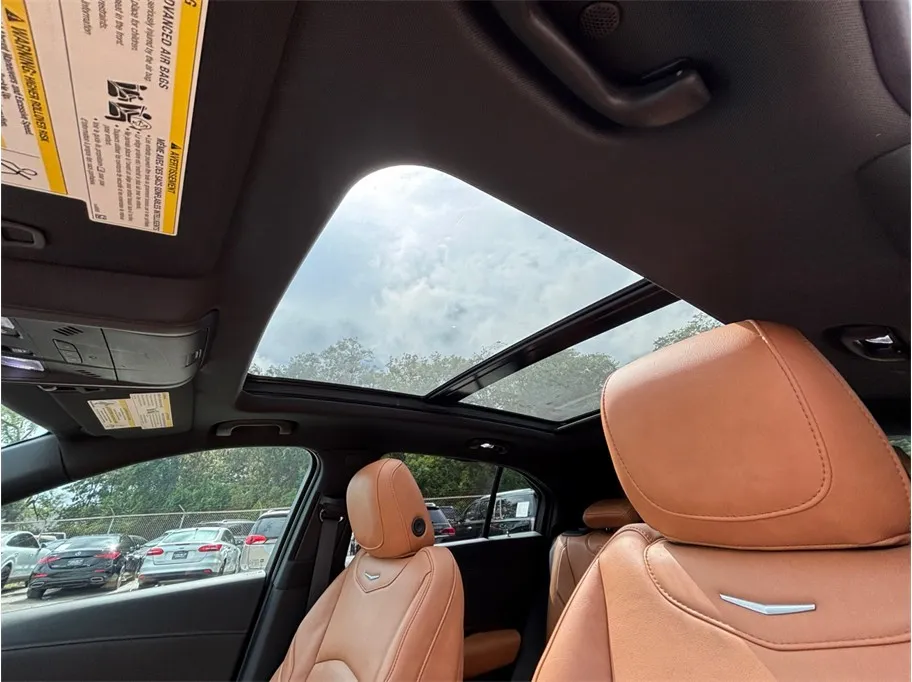 Cadillac XT4 photo 39