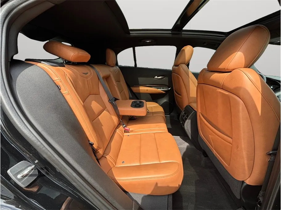 Cadillac XT4 photo 45