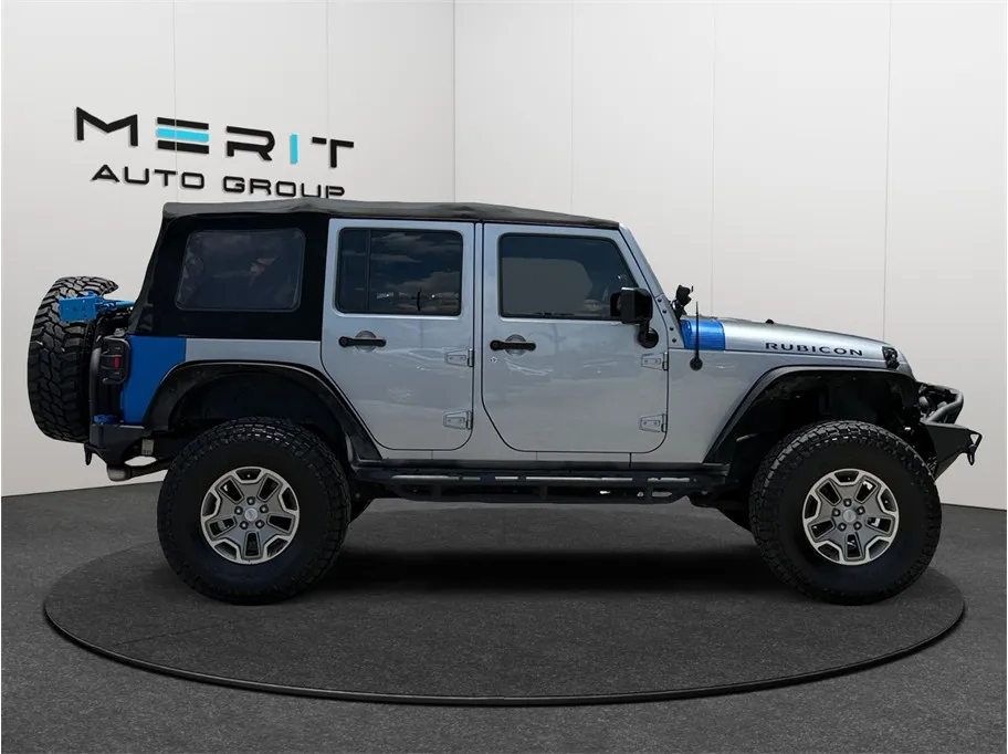 Jeep Wrangler photo 10